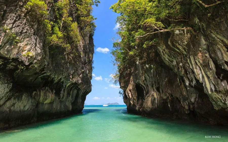 Koh Yao Yai seen across the water from a speedboat